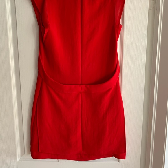 Red dress - Picture 3 of 5